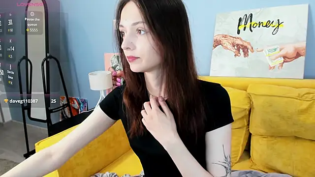 Kira Ke11y online show from 09.18.25