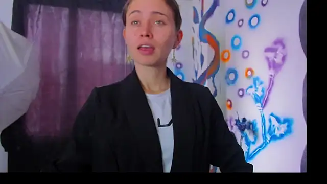 Snapshot of fulfill_fantasies1 chatting on 10.30.25 fulfill fantasies1 online show from 10.30.25