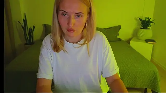 AlisssaRose online show from 03.18.25