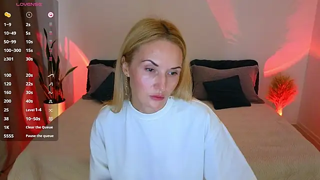 AlisssaRose online show from 10.15.25