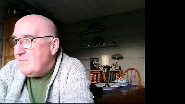 Adamdaddybear online show from 01.06.25