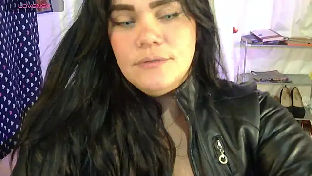 Snapshot of blue_angel33 chatting on 04.26.26 blue angel33 online show from 04.26.26
