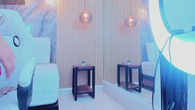 ella harper online show from 09.30.25