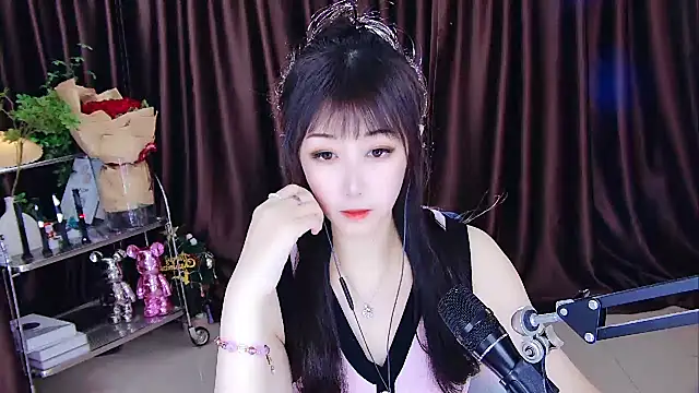 Snapshot of xiaoya666--baby chatting on 02.25.25 xiaoya666--baby online show from 02.25.25