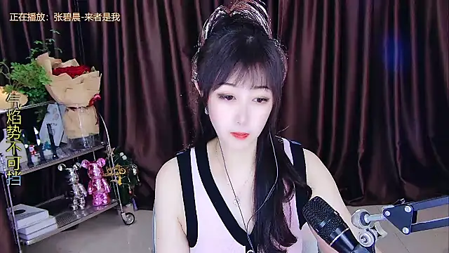 Snapshot of xiaoya666--baby chatting on 02.26.25 xiaoya666--baby online show from 02.26.25