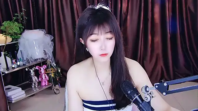 Snapshot of xiaoya666--baby chatting on 03.01.25 xiaoya666--baby online show from 03.01.25