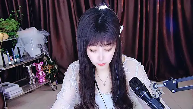 Snapshot of xiaoya666--baby chatting on 03.17.25 xiaoya666--baby online show from 03.17.25