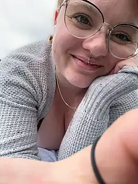 Sweetleeahxx online show from 05.11.26
