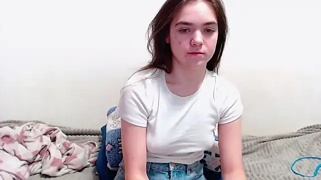Snapshot of SallyMkn chatting on 02.07.25 SallyMkn online show from 02.07.25