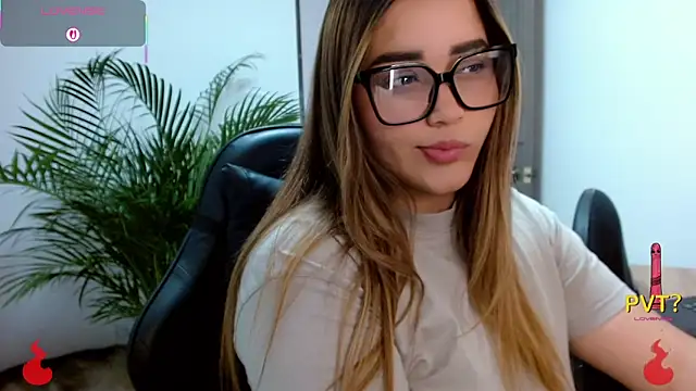 Lucia star   online show from 03.09.26