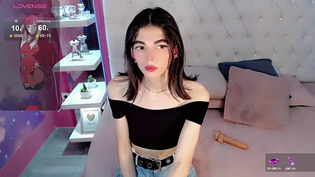 CuteAri online show from 12.10.24