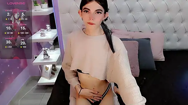 CuteAri online show from 12.22.24