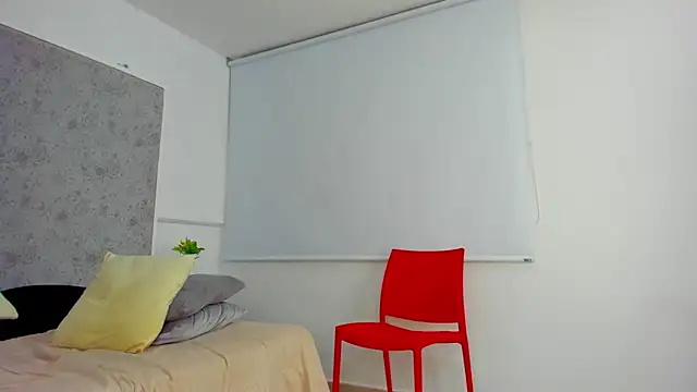 Latrellx7 online show from 02.27.25