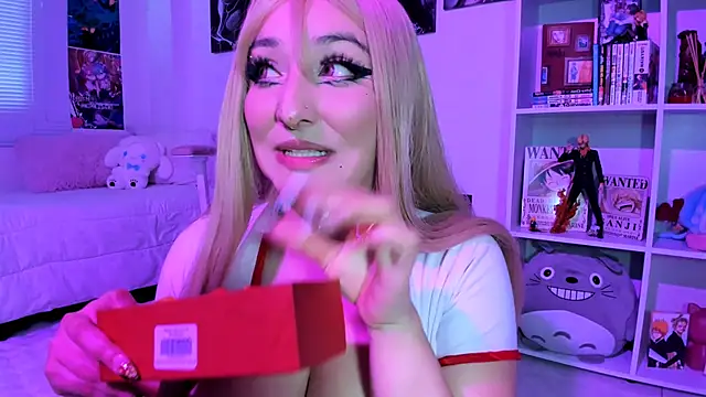 julyana  online show from 03.08.25