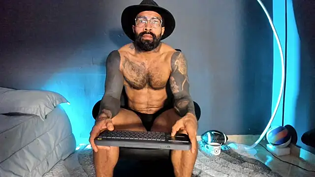 Snapshot of Brock_hurn1 chatting on 03.12.25 Brock hurn1 online show from 03.12.25