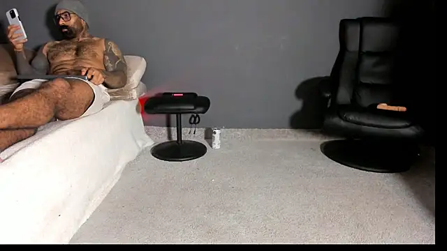 Snapshot of Brock_hurn1 chatting on 09.14.25 Brock hurn1 online show from 09.14.25