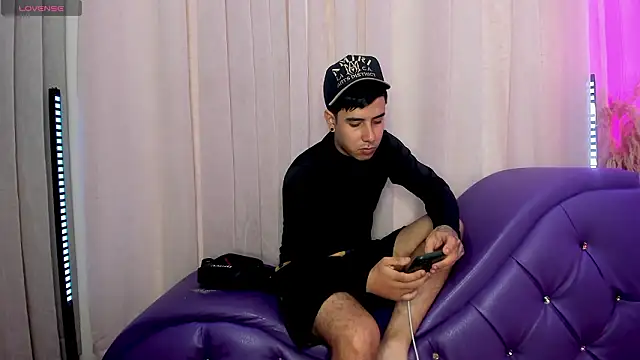 Yourslust  online show from 03.05.26