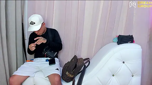 Yourslust  online show from 03.27.26