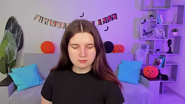 BonneyLove online show from 11.03.25