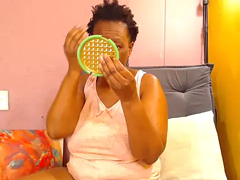 Black-Desire online show from 11.17.25