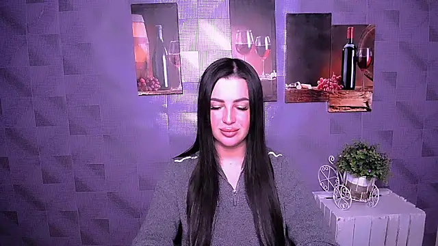 DivaKaily  online show from 09.12.25