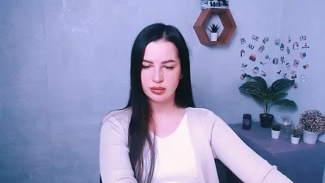 DivaKaily  online show from 10.04.25