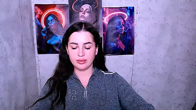 DivaKaily  online show from 10.06.25