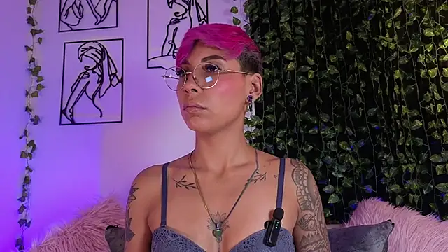 MiaMorgan  online show from 11.05.25