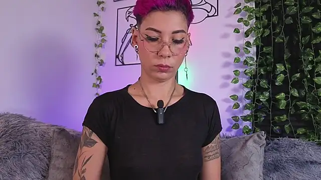 MiaMorgan  online show from 12.05.25