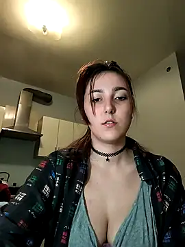 MiaStika online show from 12.11.24
