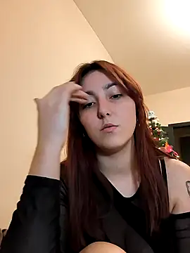 MiaStika online show from 12.23.24