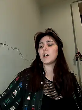 MiaStika online show from 01.15.25