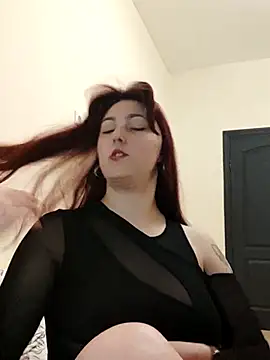 MiaStika online show from 02.17.25