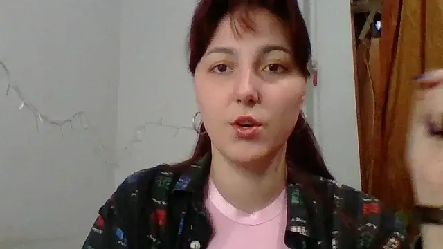 MiaStika online show from 02.23.25