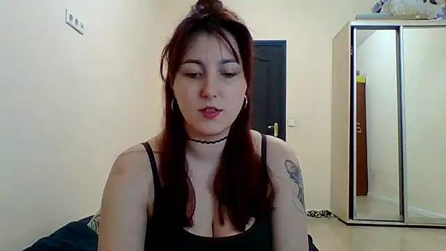 MiaStika online show from 03.13.25