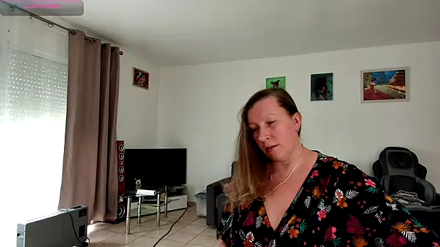 YOUR ELENA online show from 01.20.25