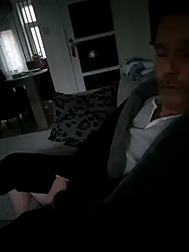 Snapshot of KnownObligation1 chatting on 01.16.26 KnownObligation1 online show from 01.16.26