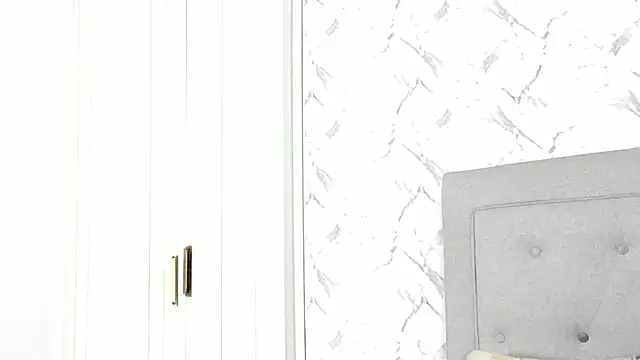 Snapshot of luigiferrara chatting on 02.11.25 luigiferrara online show from 02.11.25