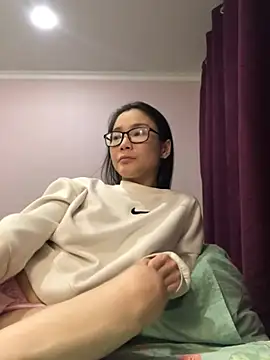 Milka23 online show from 12.14.24