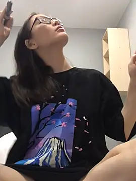 Milka23 online show from 02.13.25