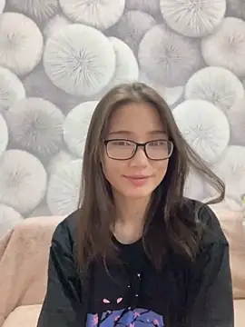 Milka23 online show from 03.13.25