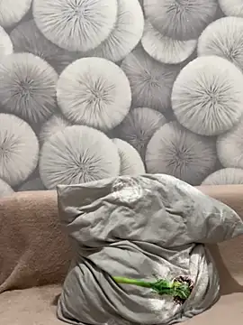 Milka23 online show from 03.14.25