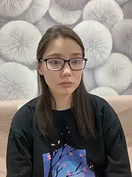 Milka23 online show from 03.22.25