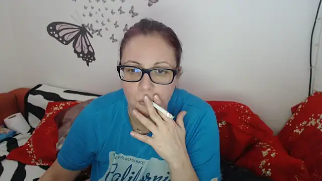 Snapshot of LadyHellene chatting on 02.13.25 LadyHellene online show from 02.13.25