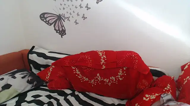 Snapshot of LadyHellene chatting on 02.26.25 LadyHellene online show from 02.26.25