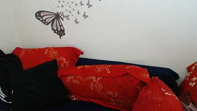 Snapshot of LadyHellene chatting on 03.11.25 LadyHellene online show from 03.11.25