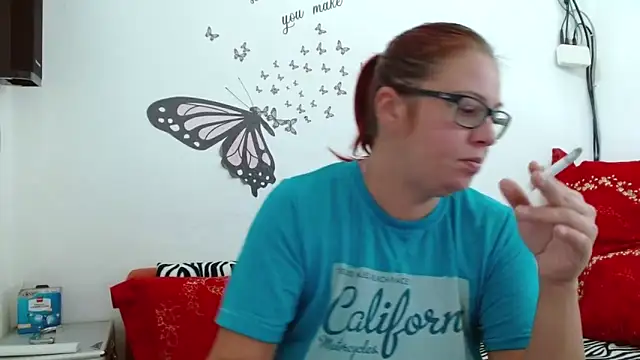 Snapshot of LadyHellene chatting on 10.18.25 LadyHellene online show from 10.18.25