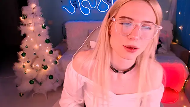 Snapshot of Sweet_Richal chatting on 01.11.25 Sweet Richal online show from 01.11.25