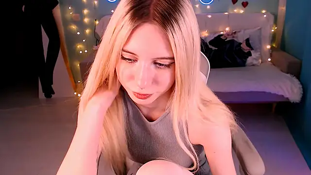 Snapshot of Sweet_Richal chatting on 03.14.25 Sweet Richal online show from 03.14.25