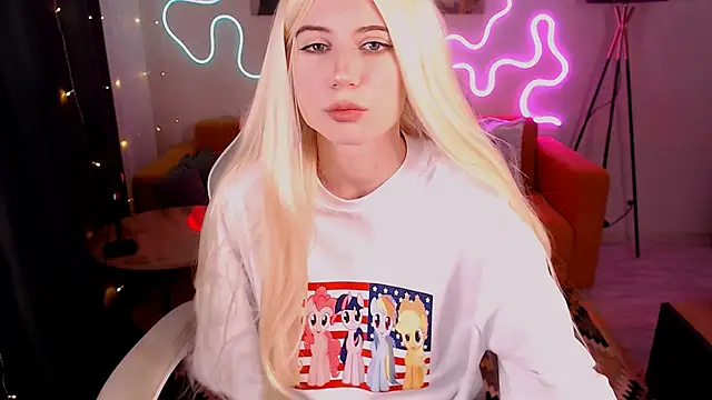 Snapshot of Sweet_Richal chatting on 11.08.25 Sweet Richal online show from 11.08.25